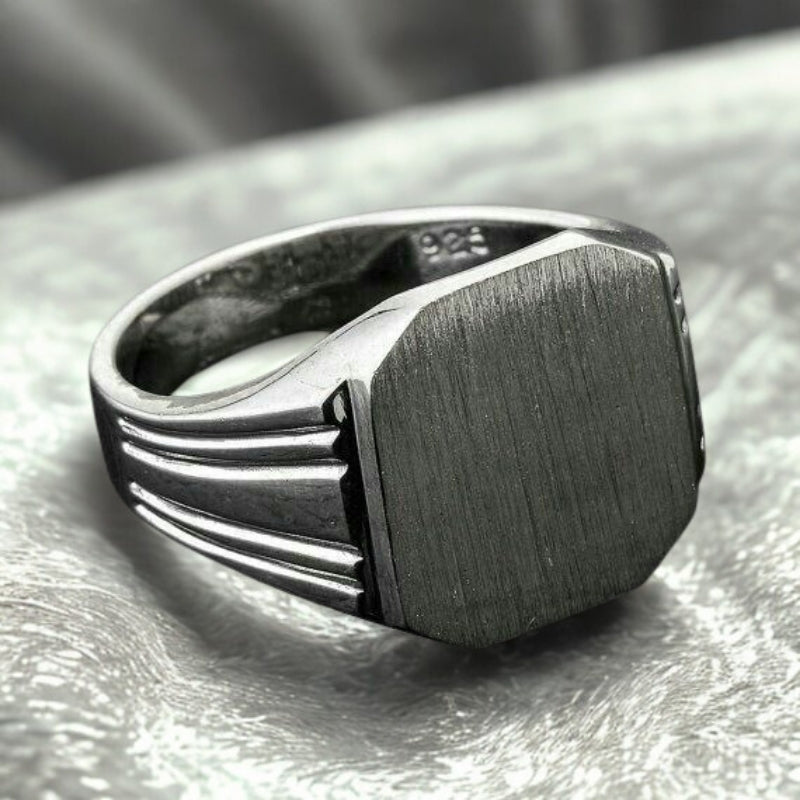 Obsidian Facet-Signet Ring