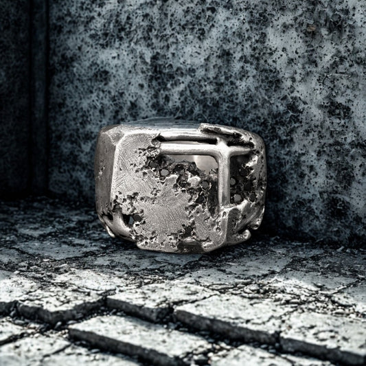 The Constructed-Signet Ring