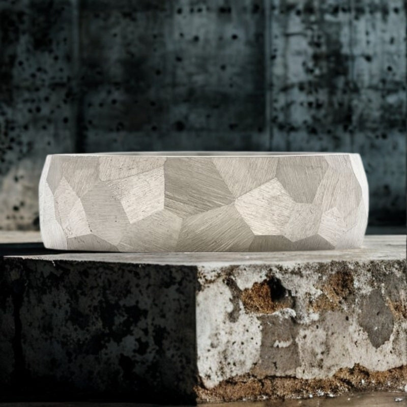 Hammered Facet Band
