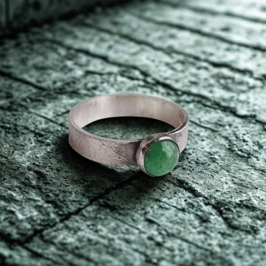 Round Emerald Ring
